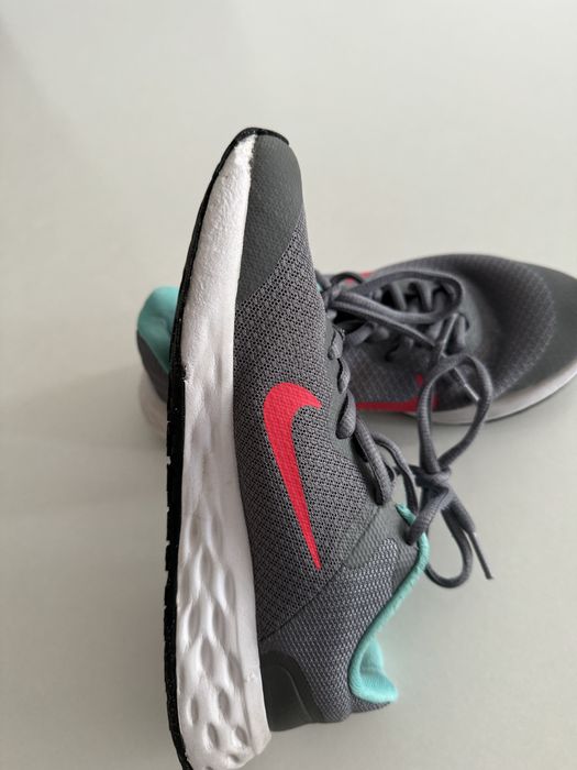 Маратонки NiKE