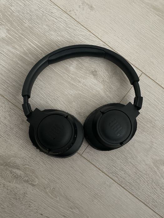 Наушники JBL 710 большие