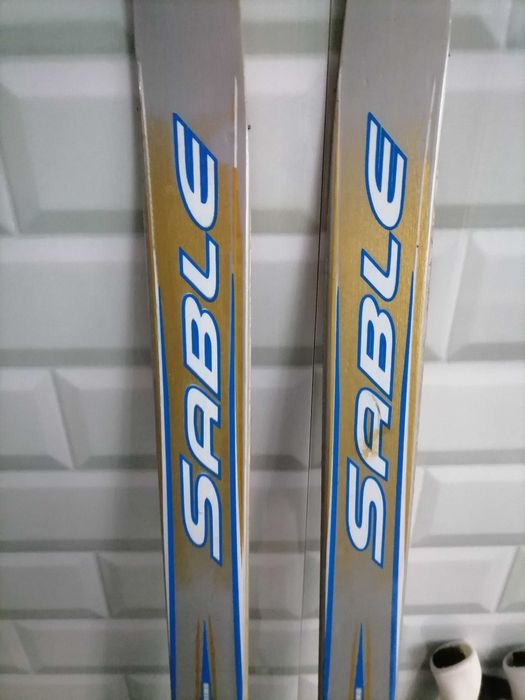 Продам лыжи подростковые