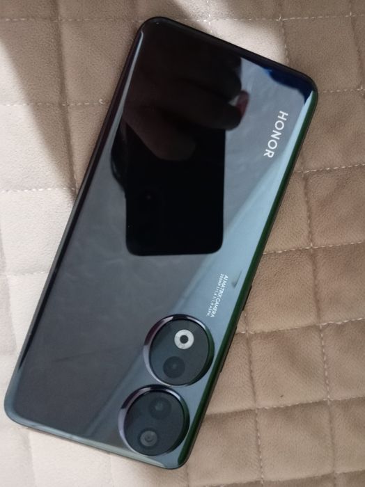 Срочно Хонор 90 256 /8 гиг