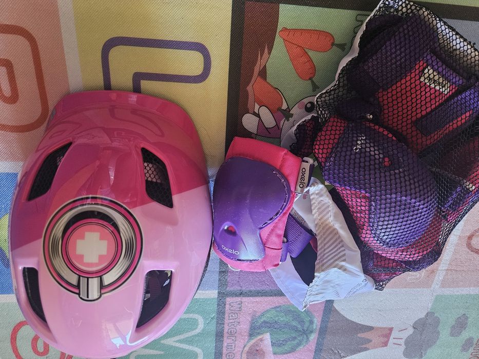 Каска и протектори за 6 до 10 г. момиче