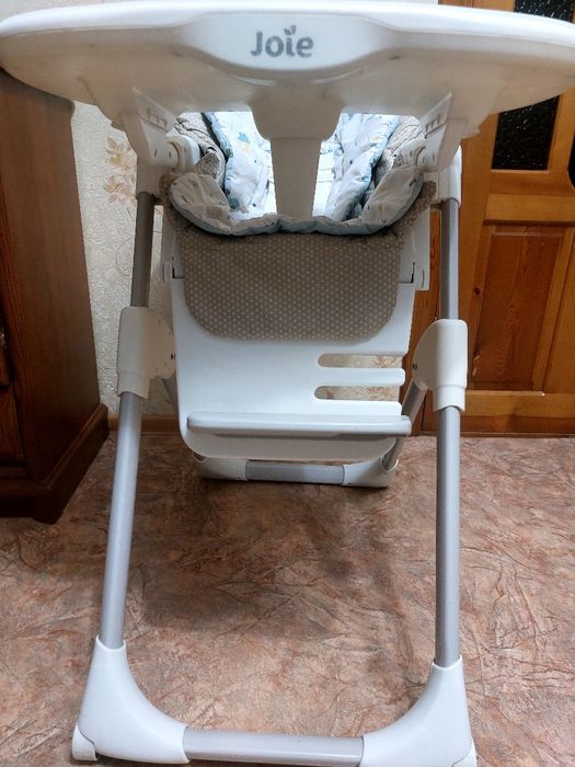 Стульчик для кормления Joie