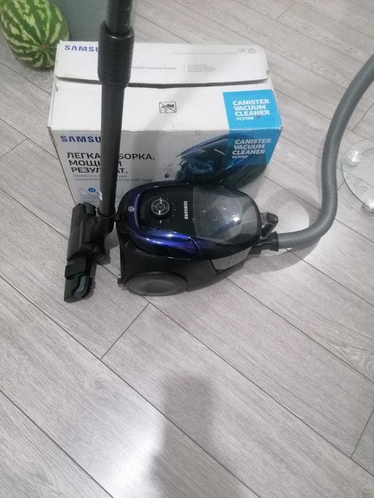 Продам пылесос Samsung