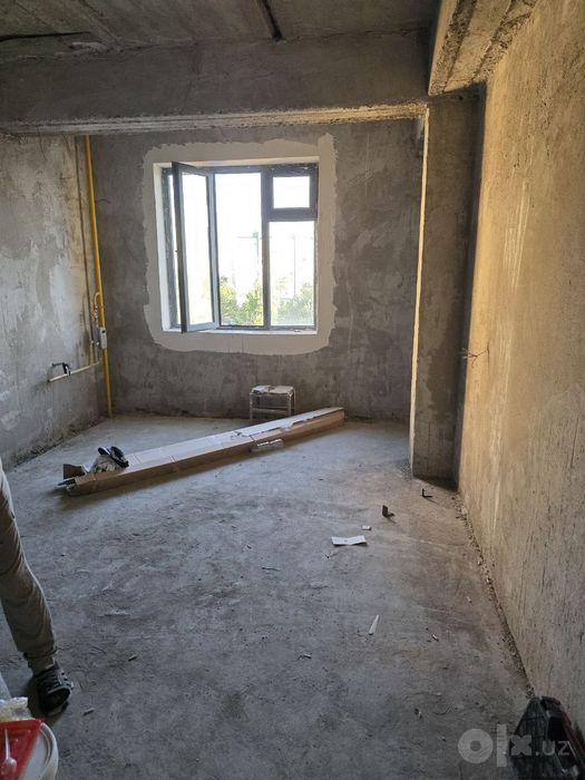Срочно сотилади Сергели 6. 3хона 79м² коробка
