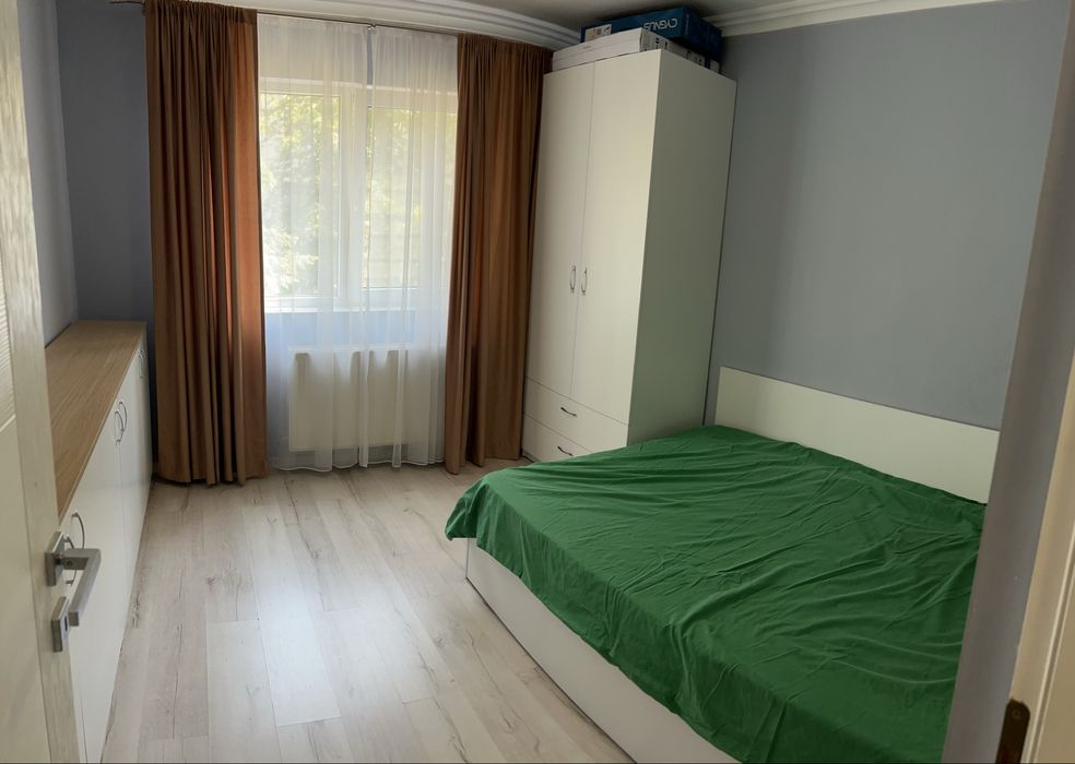 Apartament 3 camere , spartacus