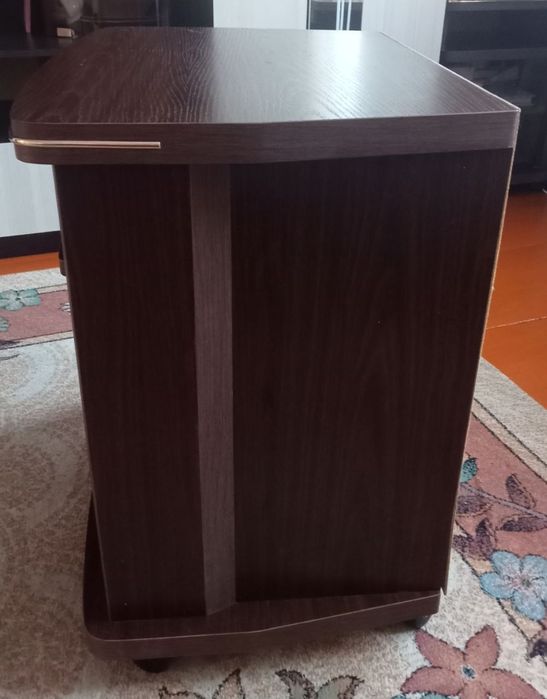 Продам тумбу б/у