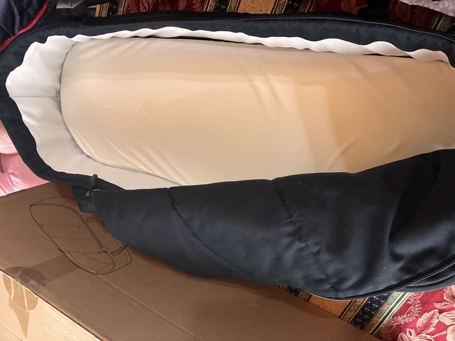 Cybex Cocoson S лек кош за новородено