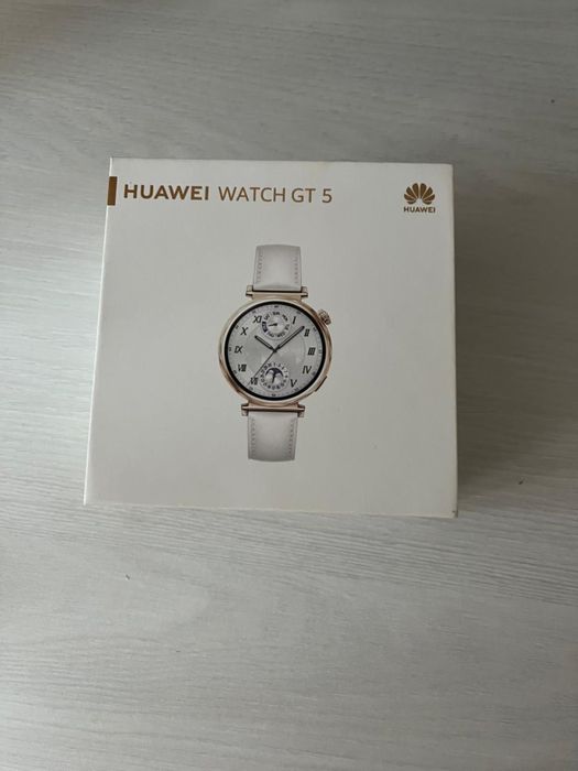 Часы Huawei GT 5