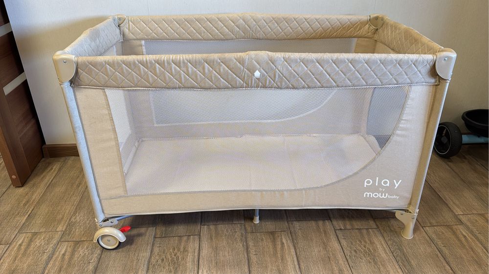 Продается манеж кровать в отличном состоянии