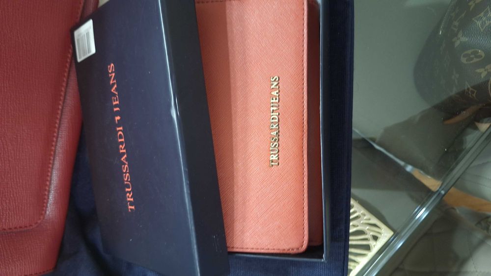 Оригинална дамска чанта Trussardi