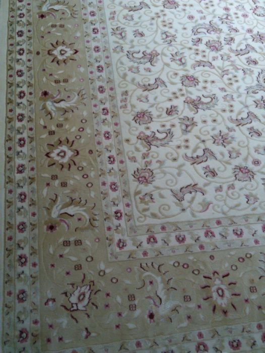 Роскошный Ковер 4/5 нежнейшей, красивой расцветки , произв.Турция.