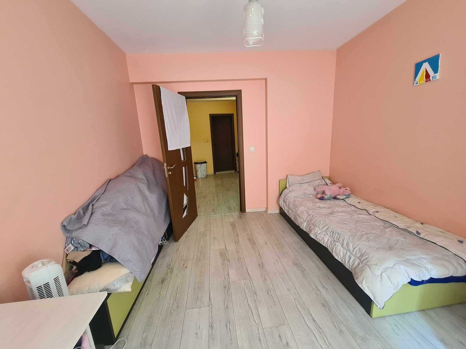 Дава се под наем Тристаен апартамент в Хасково, Младежки хълм - 100 кв.м за 140000 € - Снимка #6