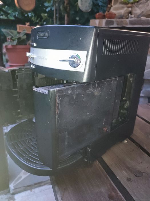 Кафемашина Delonghi Кафеавтомат Делонги