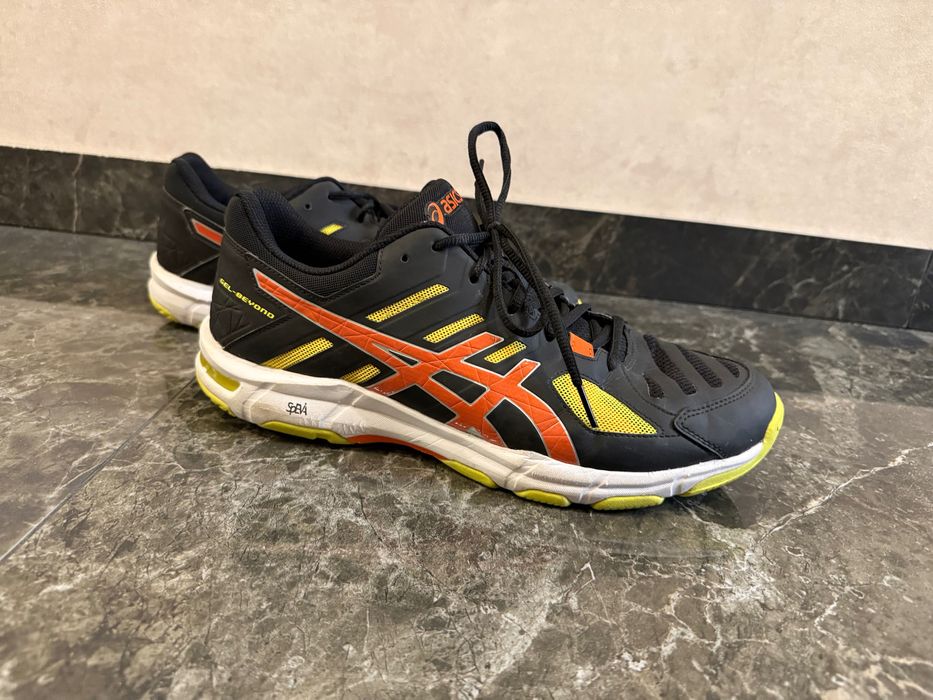 Маратонки Asics 46.5 номер