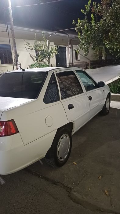 Chevrolet nexia 2 sons tramblor