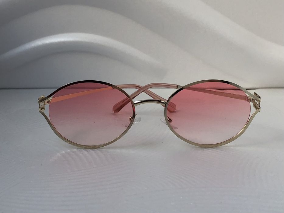 Актуални дамски слънчеви очила