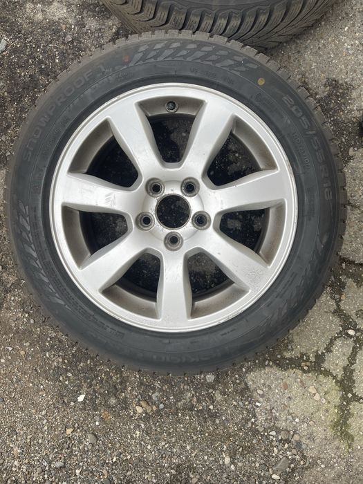 Roti complete cu jante din aliaj si anvelope de iarna volvo/ford