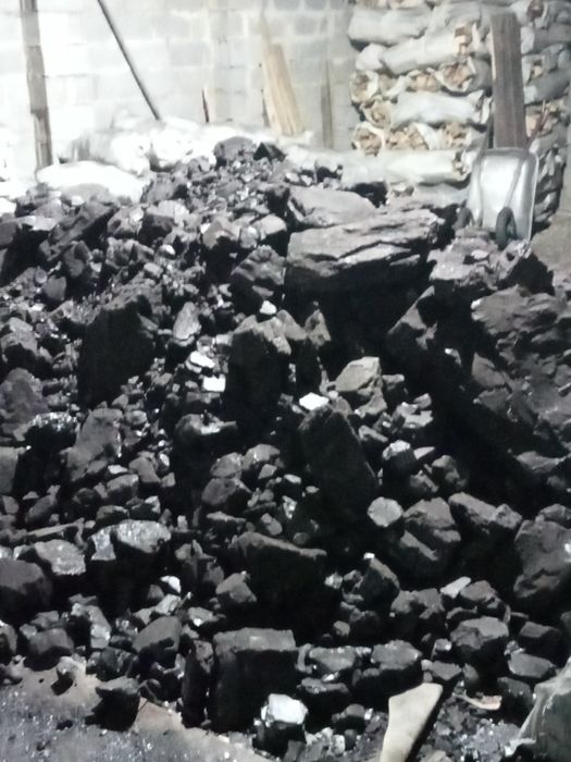 Уголь дрова в мешках