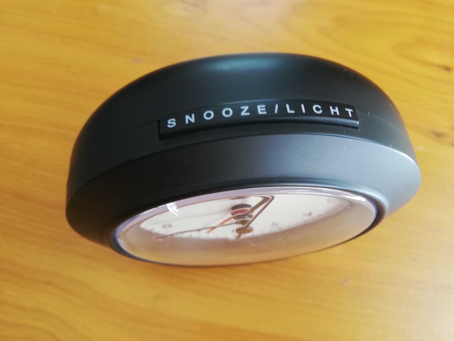 ceas cu radio control, de masa, producator german ASCOT, alarma, led
