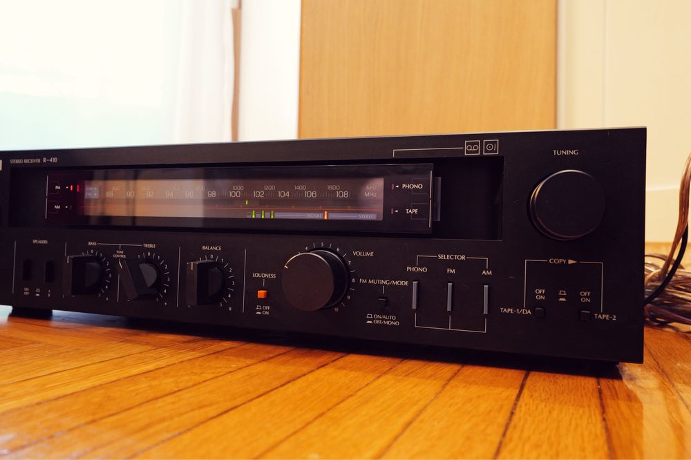 Sansui R-410 Amplificator receiver stereo FM AM
