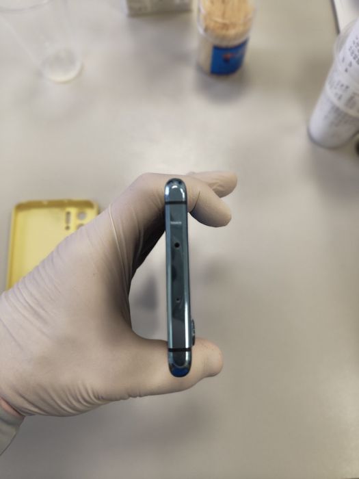 Продавам Huawei P30 Pro Aurora Blue 128GB + NM Card 128GB в много добр