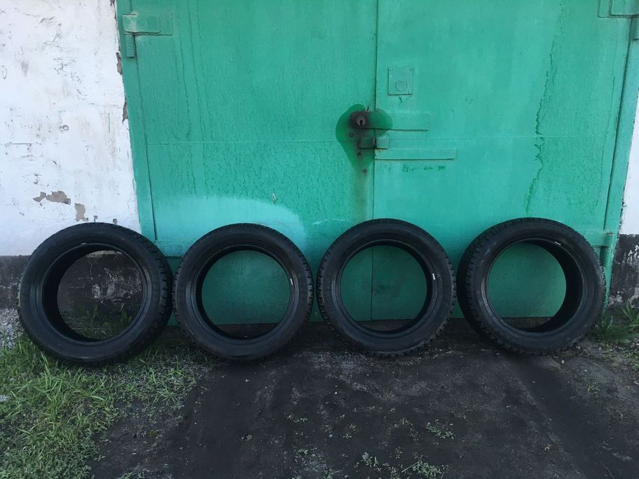 Зимние шины 235/55 R 18
