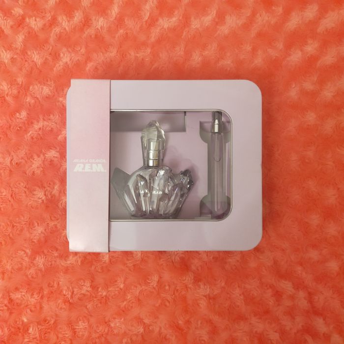 R.E.M Ariana Grande/ Ариана Гранде / духи R.E.M