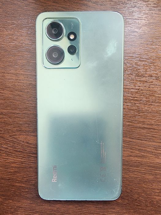 Телефон Redmi Note  12