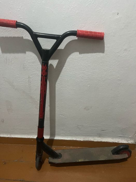 Продам самокат детский