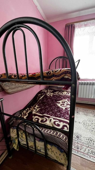 двух этажная кровать