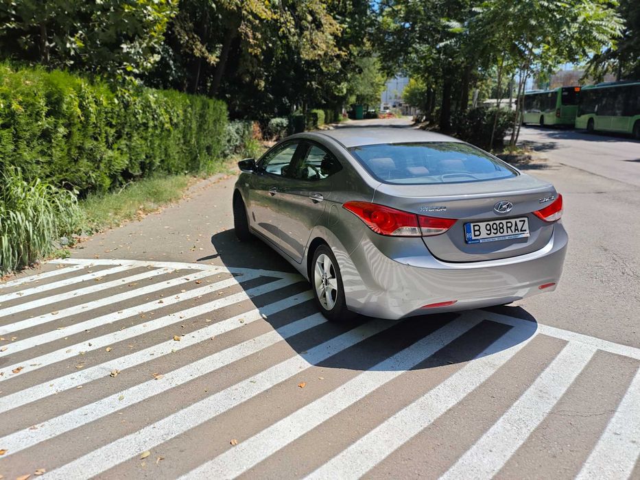 HYUNDAI Elantra 2011 — imagine 4
