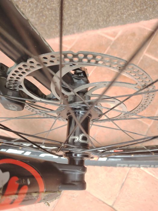 De vânzare bicicletă trail/enduro Devinci Troy carbon