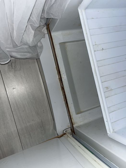 Продается  Холодильник