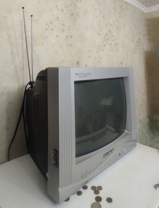 Продам телевизор