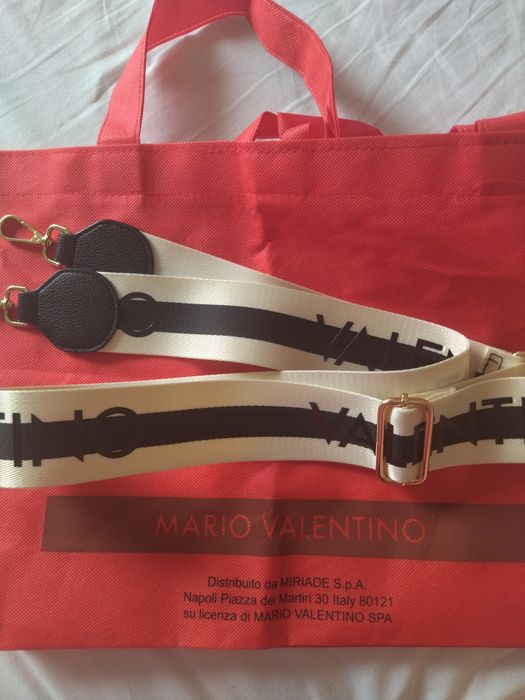 Оригинална чанта Valentino