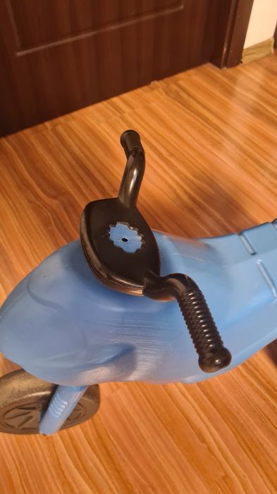 Triciclete de plastic pentru copii