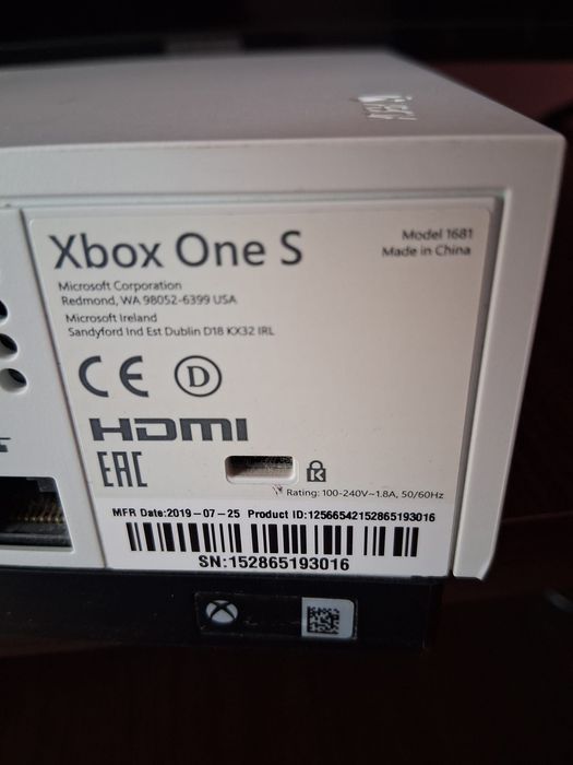 Xbox One + CD.uri