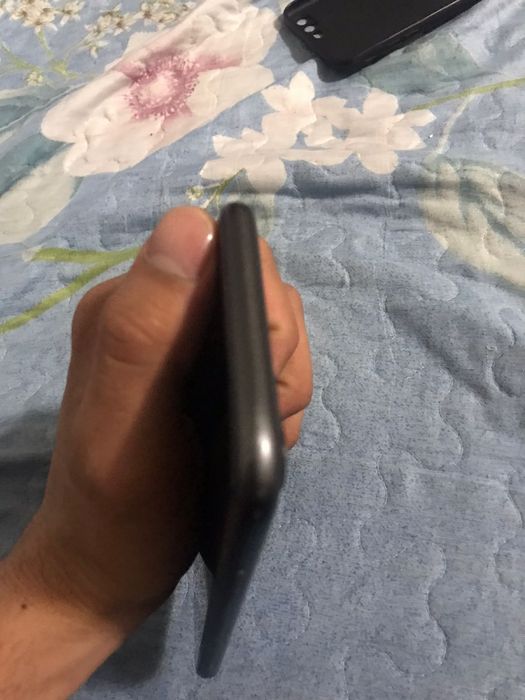 Айфон 11 емкость 77