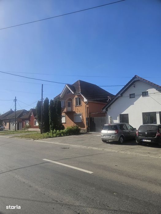Casa la CHEIE 6 Camere,4 Bai,4 Bucătarie,IOSIA,pentru muncitori-max.30