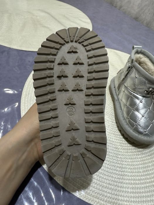 Уги для девочки