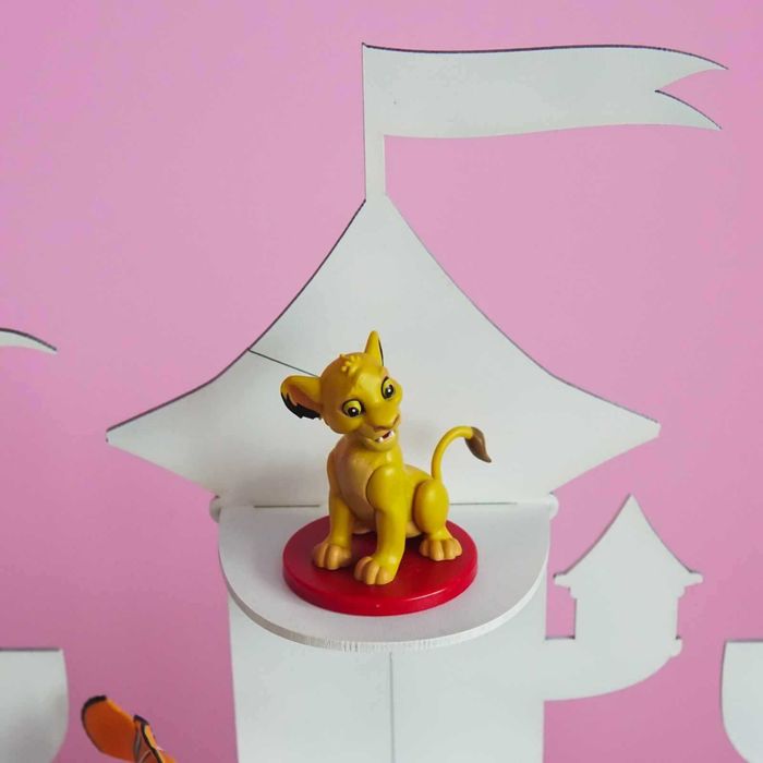 Замък за фигурки - етажерка за детска стая Дисни