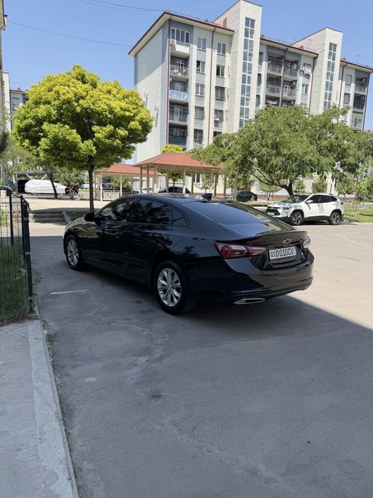Malibu xl sotiladi