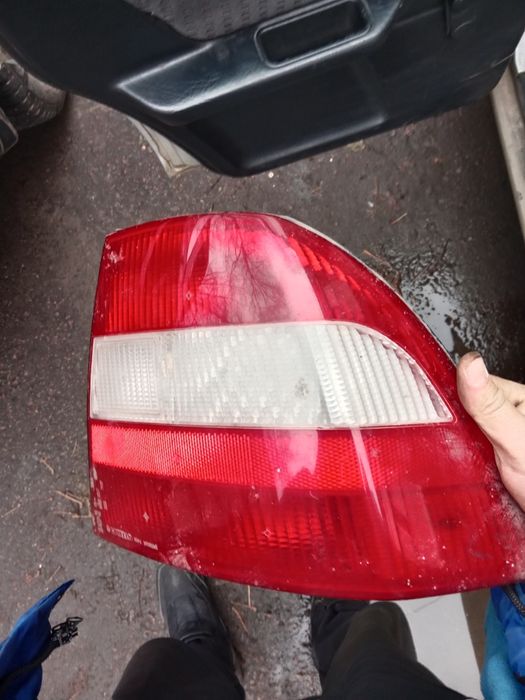 Задний фонарь Опель вектра