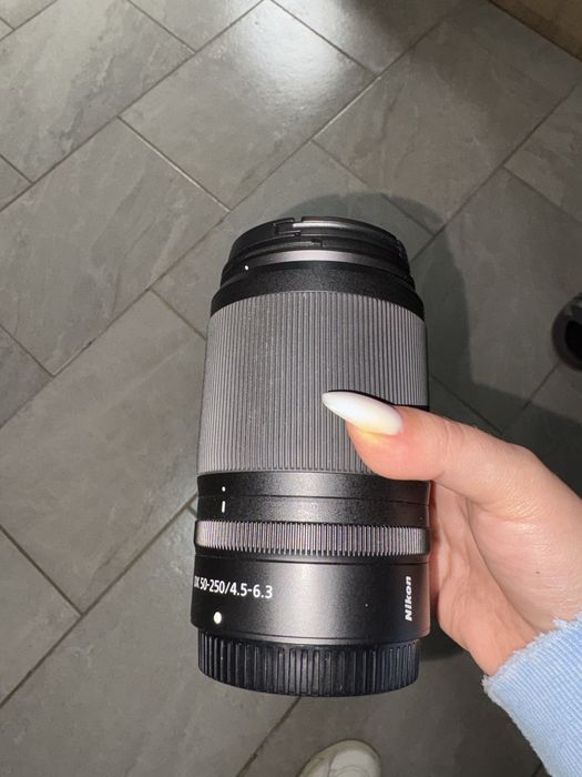 Obiectiv nikon 50-250 mm f 4.5 6.3 vr