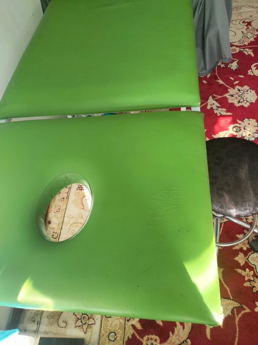 Массажный кровать со стулом