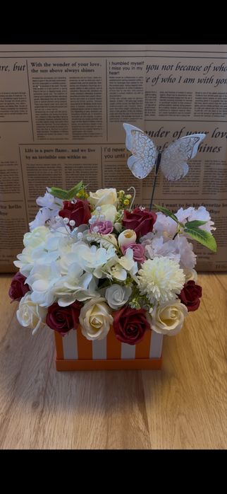 Aranjamente trandafiri de sapun