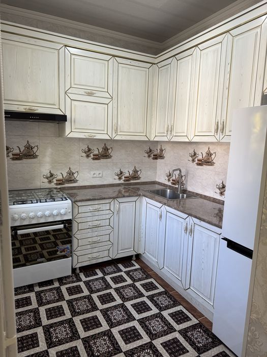 Chilonzor 7 kv 3 xonalu uy arenda evro remont