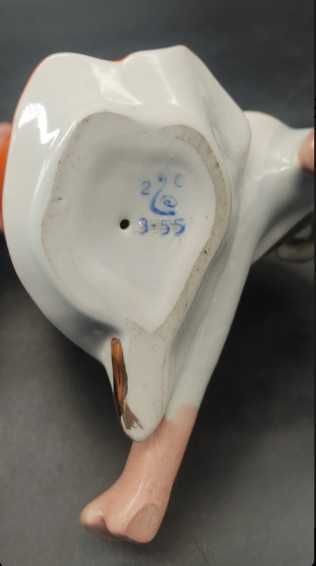 Статуэтки СССР - сервантное хранение