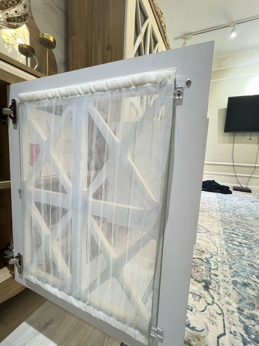 Мебель для гостей. камод и шкаф/сервант