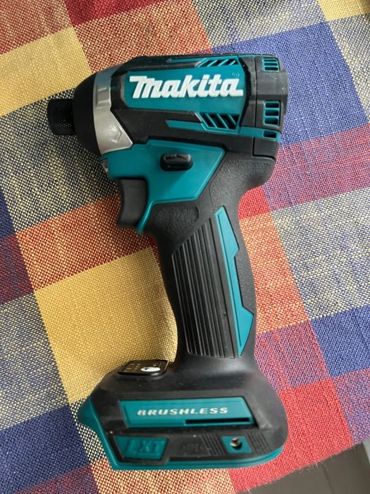 Impact Autofiletanta brushless Makita dtd154 DOAR CORP noua și bormasina Makita DDF484 brushless noua